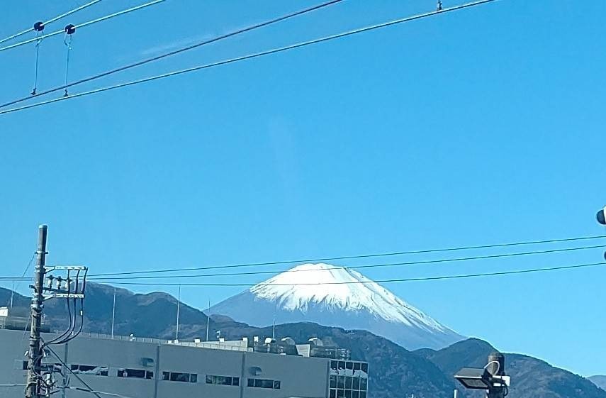 ロマンスカーの窓から