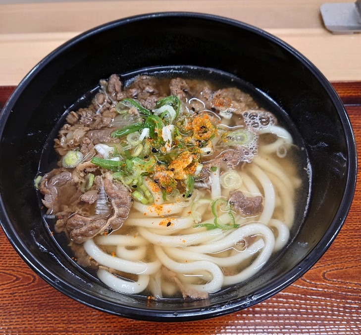 温かい肉うどん❗🤭