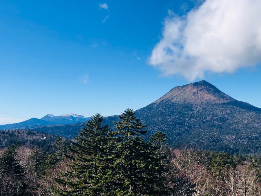 雄阿寒岳と雌阿寒岳