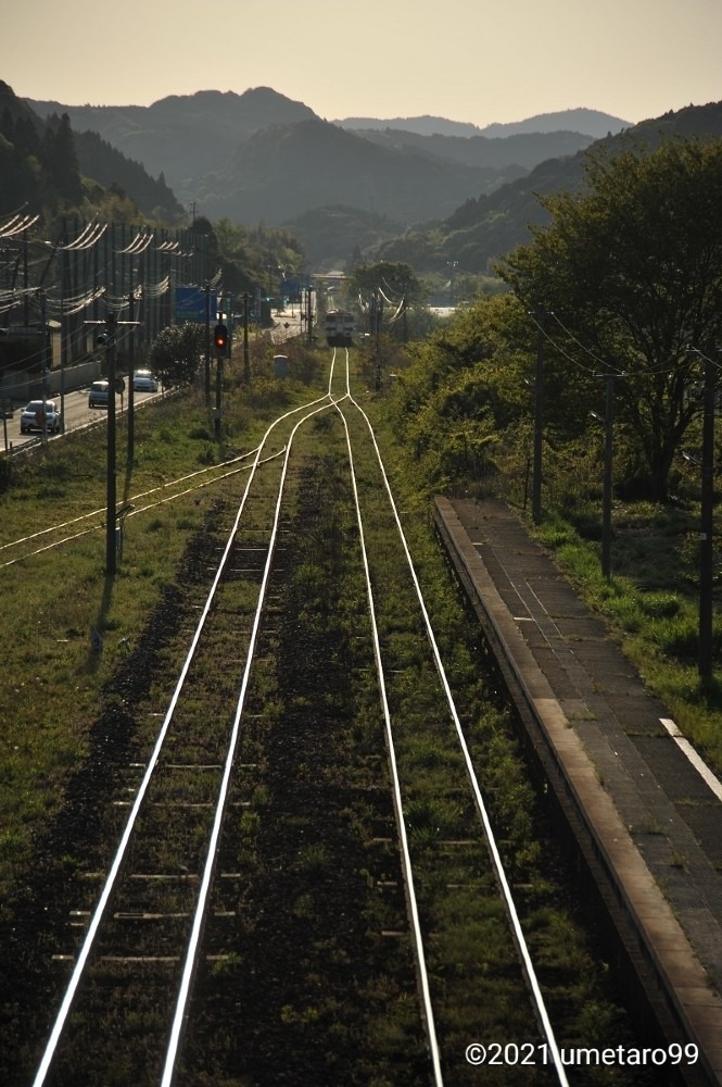 光る鉄路(みち)