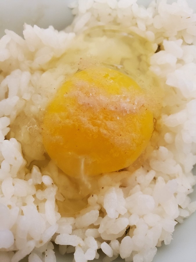 たまごがけご飯withピンクソルト