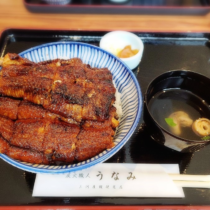 特うなぎ丼🍜食べにいきました