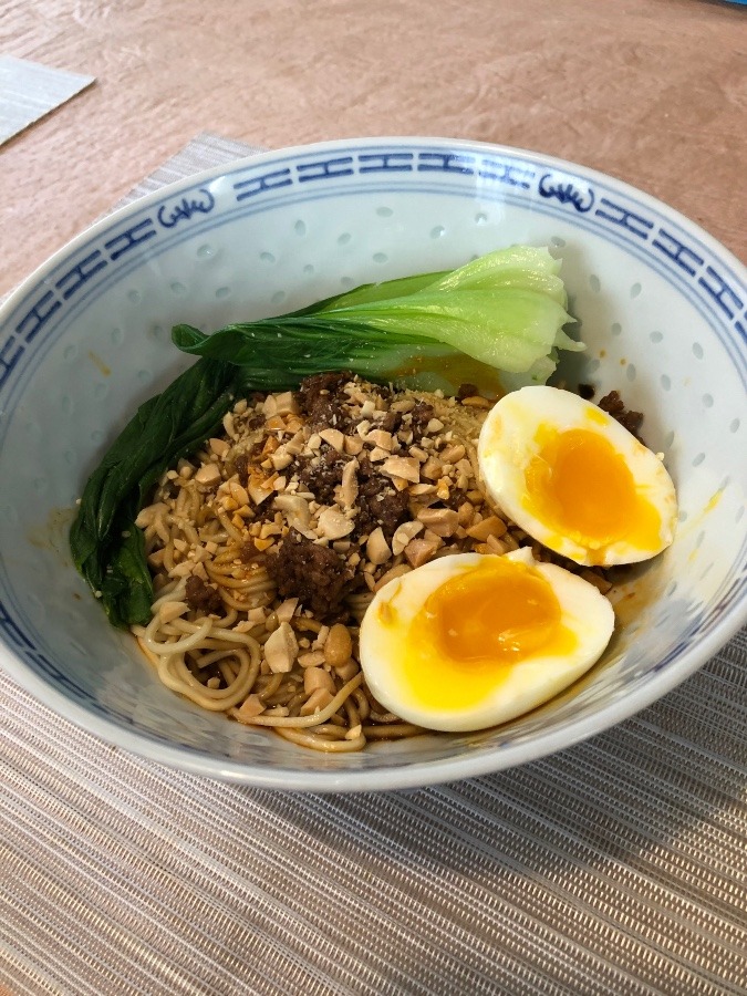 汁無し坦々麺　飄香(ピャオシャン)