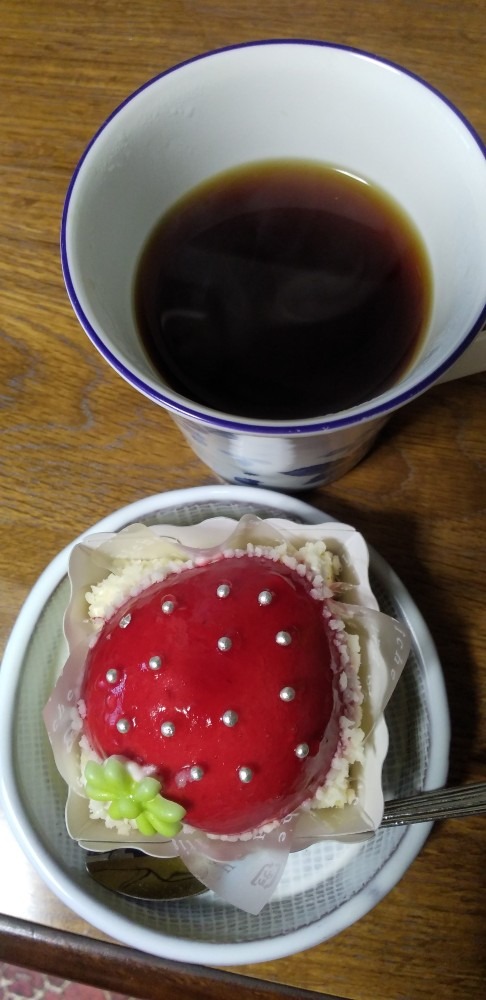 久しぶりのケーキ🎶