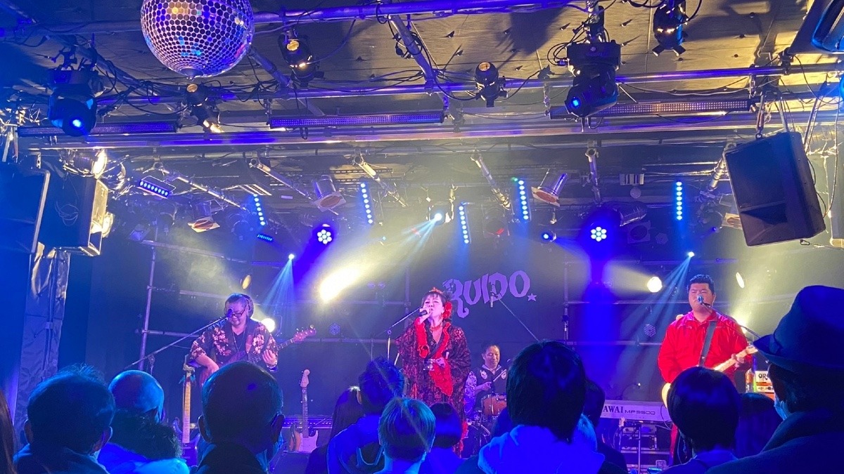 ライブでの1枚🎤🎸🥁😍✨