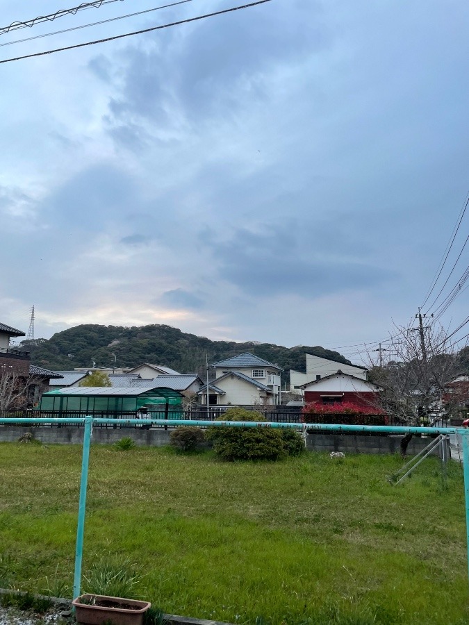 6時の空