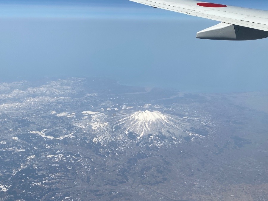 北海道に向かう途中 飛行機の中から見えた景色