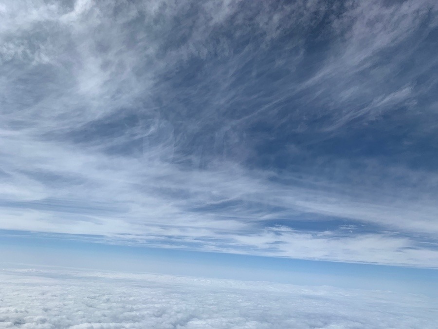 雲の上の雲