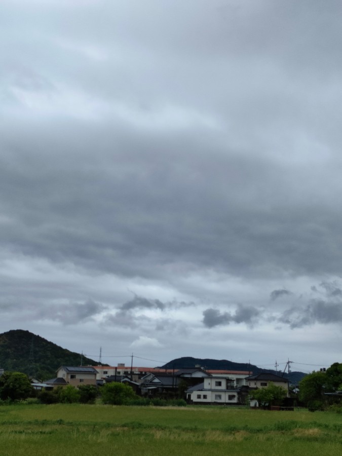 4/29日、12時の空