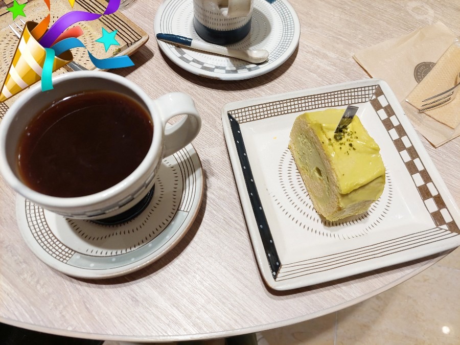 ピスタチオケーキ