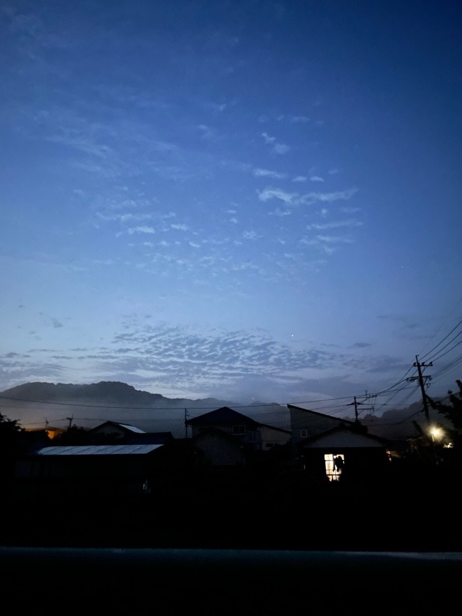 日の出前の空✨