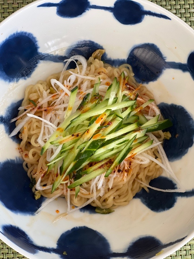 インスタントラーメンを和え麺に