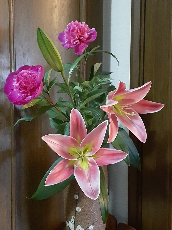 百合と芍薬
