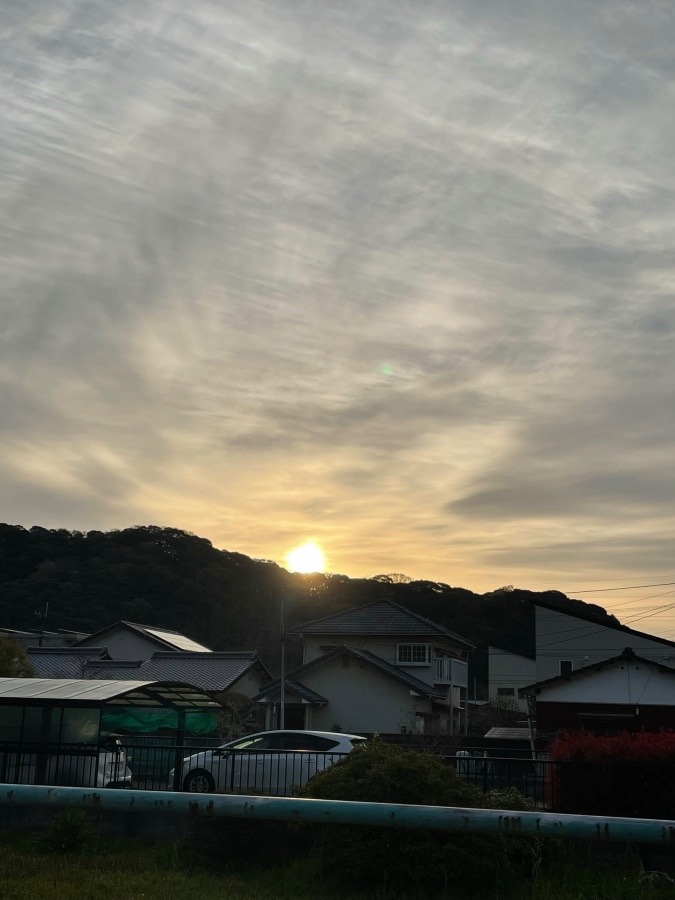 6時の空