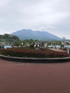 桜島のホテルから望む桜島岳