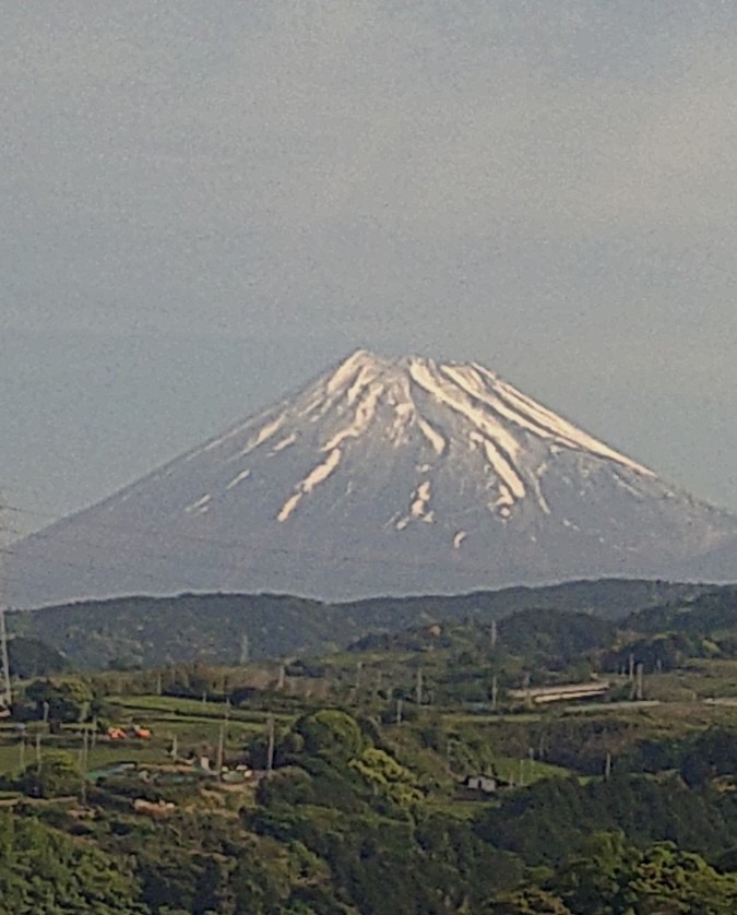 新幹線からの富士山🗻