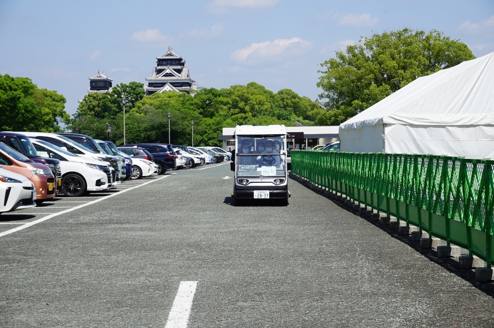 電動カー社会実験中2