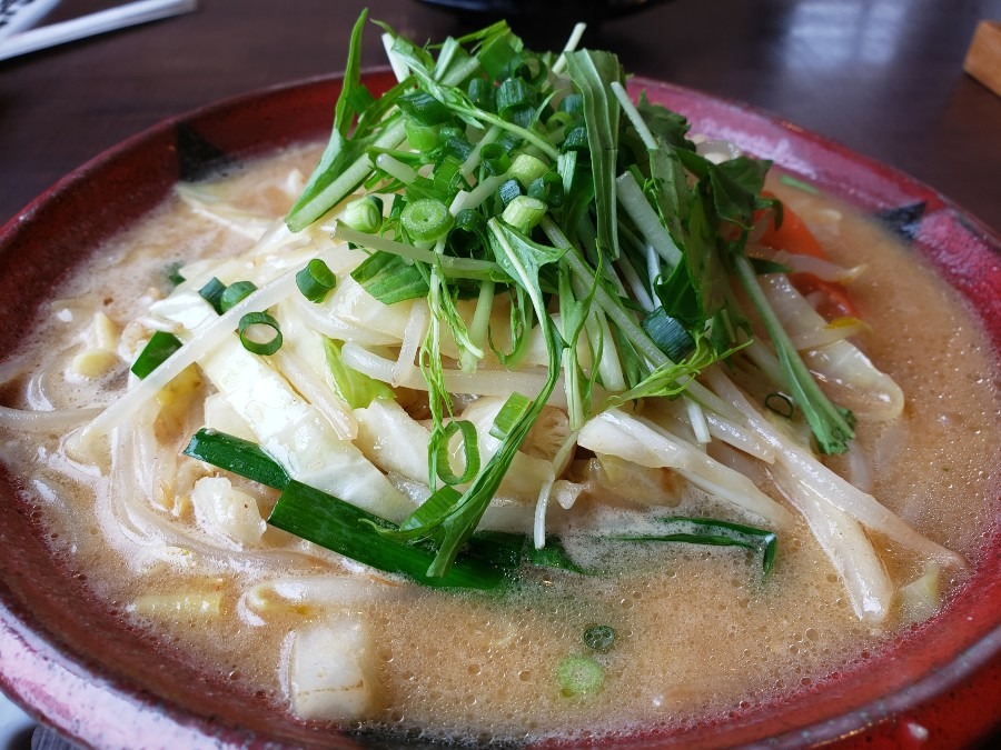 今日のランチ🍜🍥