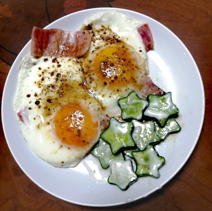 朝食は★を食べました