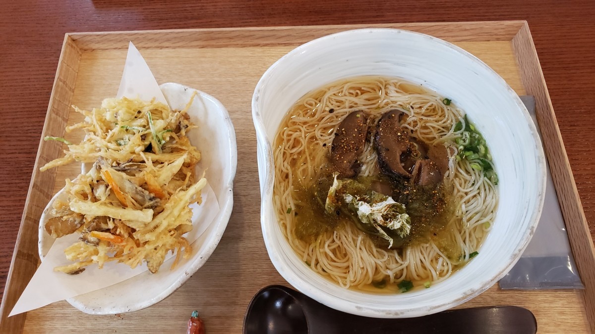 養々麺