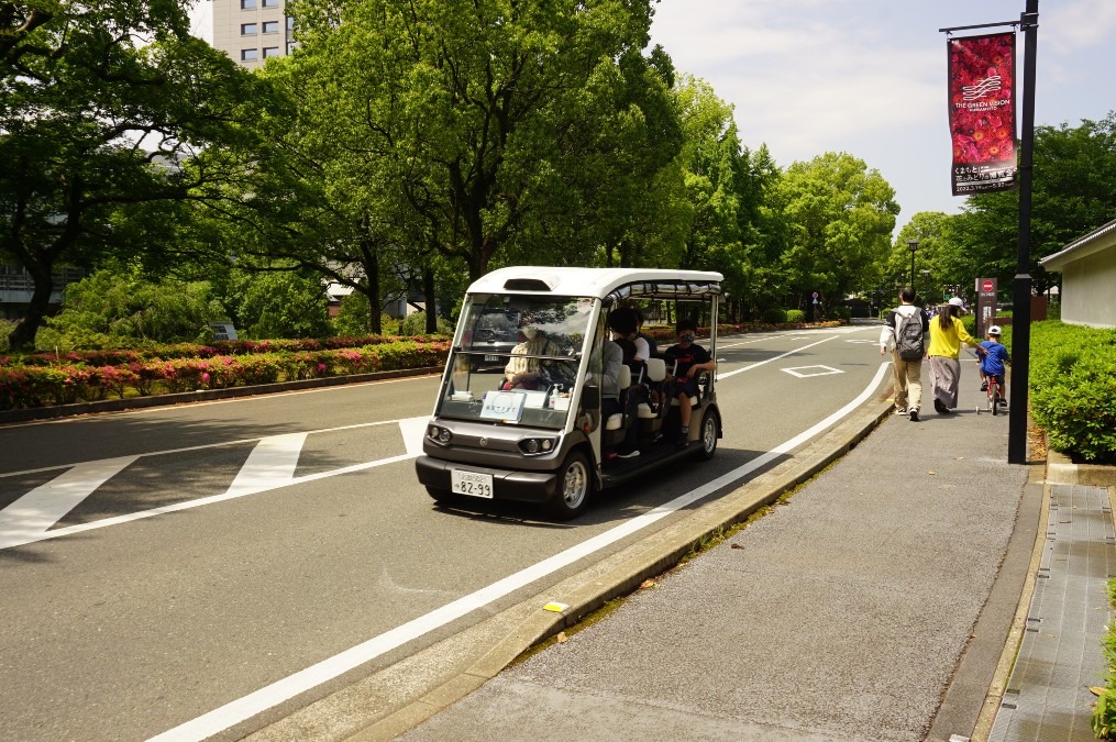 電動カー社会実験中1