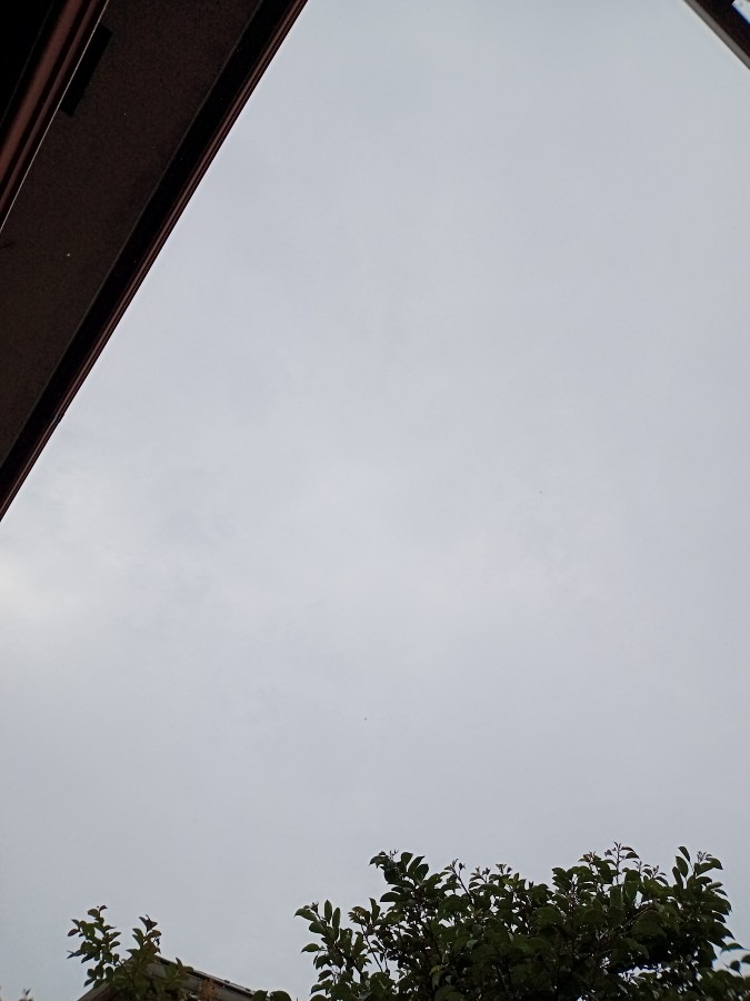 現在の空☔8:20