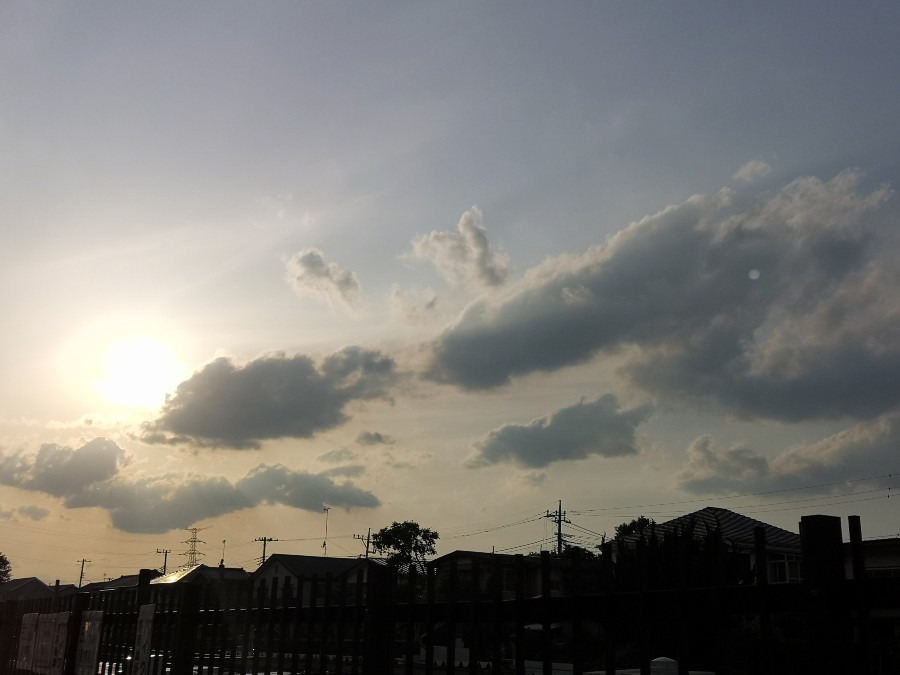 午後５時半　西国分寺✨✨✨　西の空