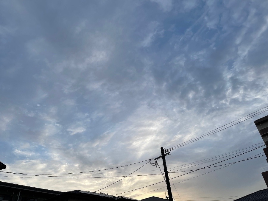 雲が多い