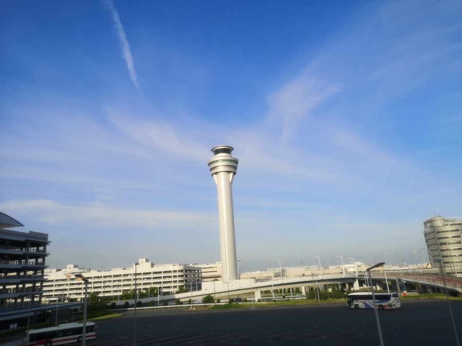 午前５時４５分✨羽田空港の空