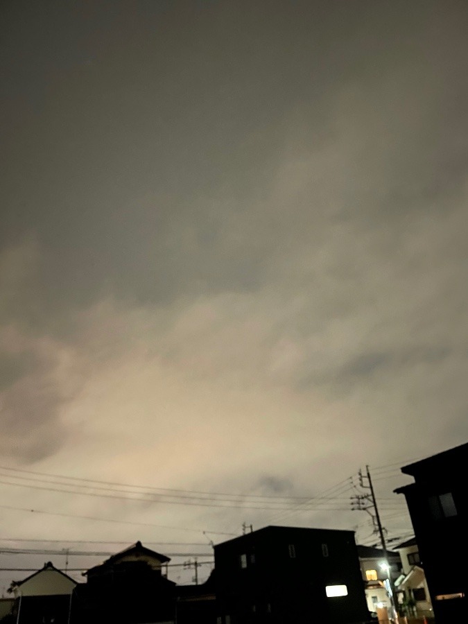 今日は雨雲です