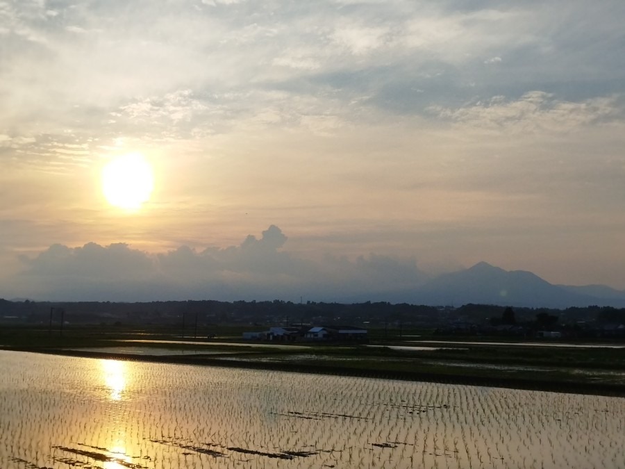 都城市（2022/6/16）夕陽が綺麗です🤗⤴️