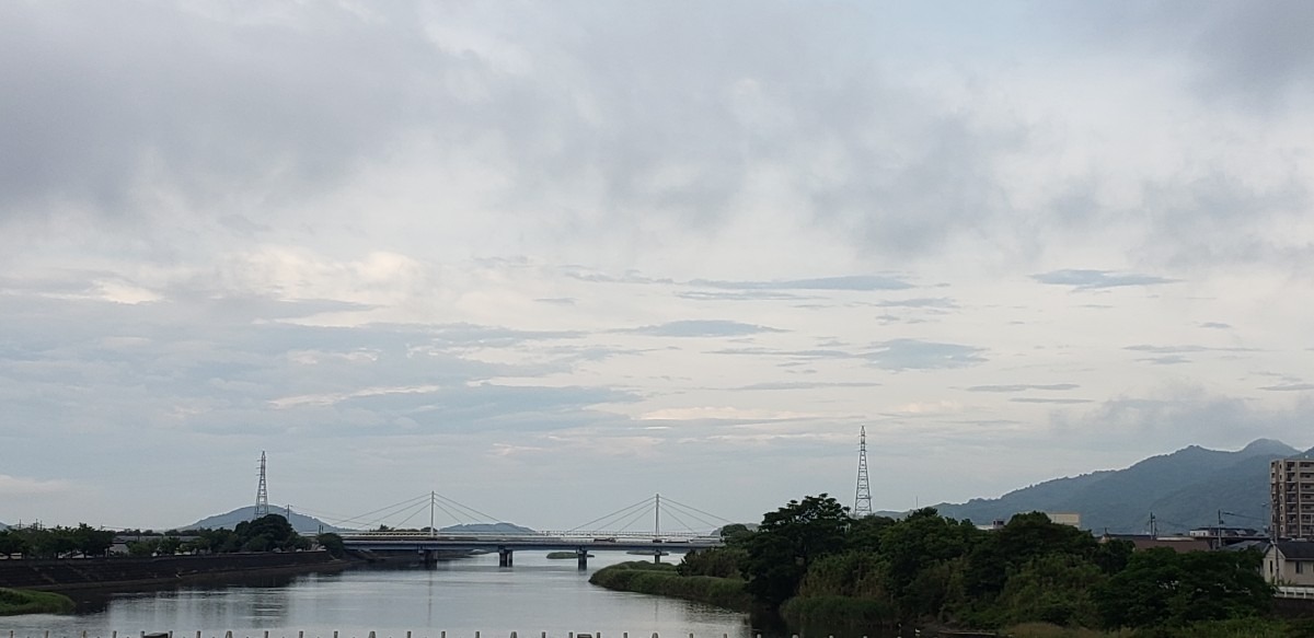 5時半の空☁️二つのコラボ☁️