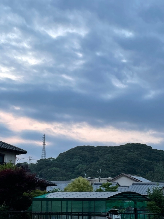 5時前の空