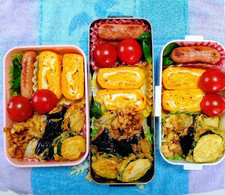 お弁当 ズッキーニのチーズはさみ揚げ