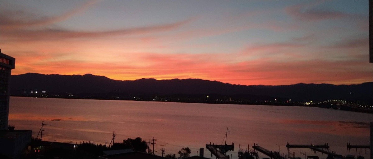 琵琶湖大橋付近から写した夕焼け❣️