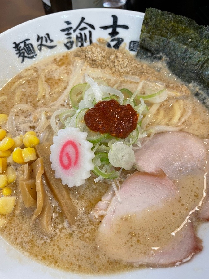 お昼はラーメン