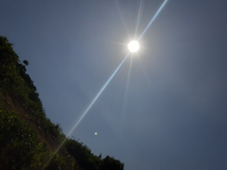 雲もくもく部❣️( ˶˙ᵕ˙˶ )🍀*゜太陽🌞