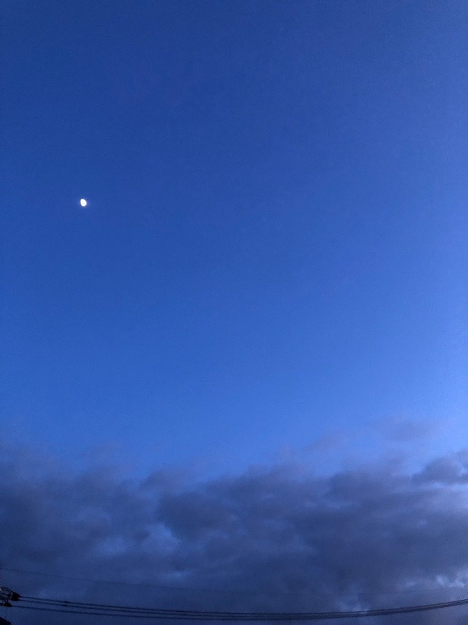 19時の空