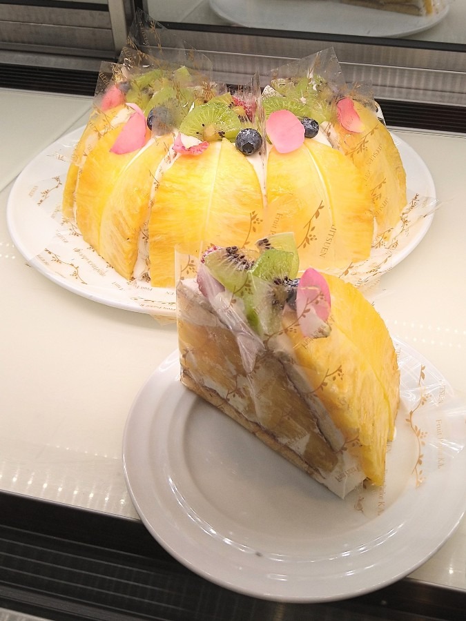 パイナップル🍍ズコットケーキ