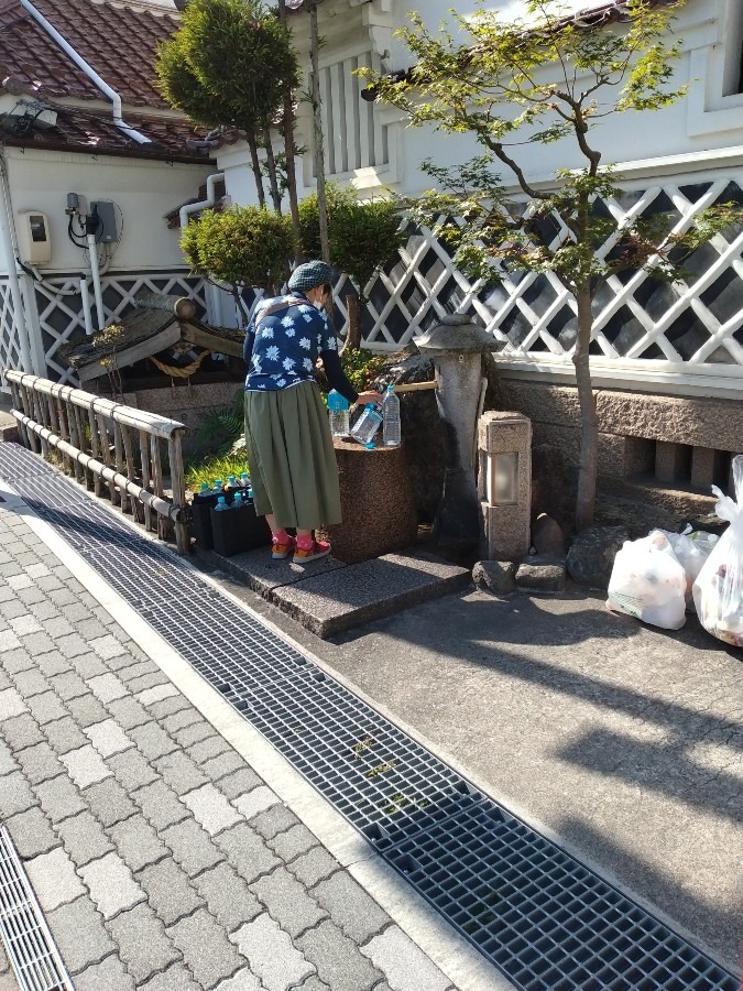 自然水の湧き出る町