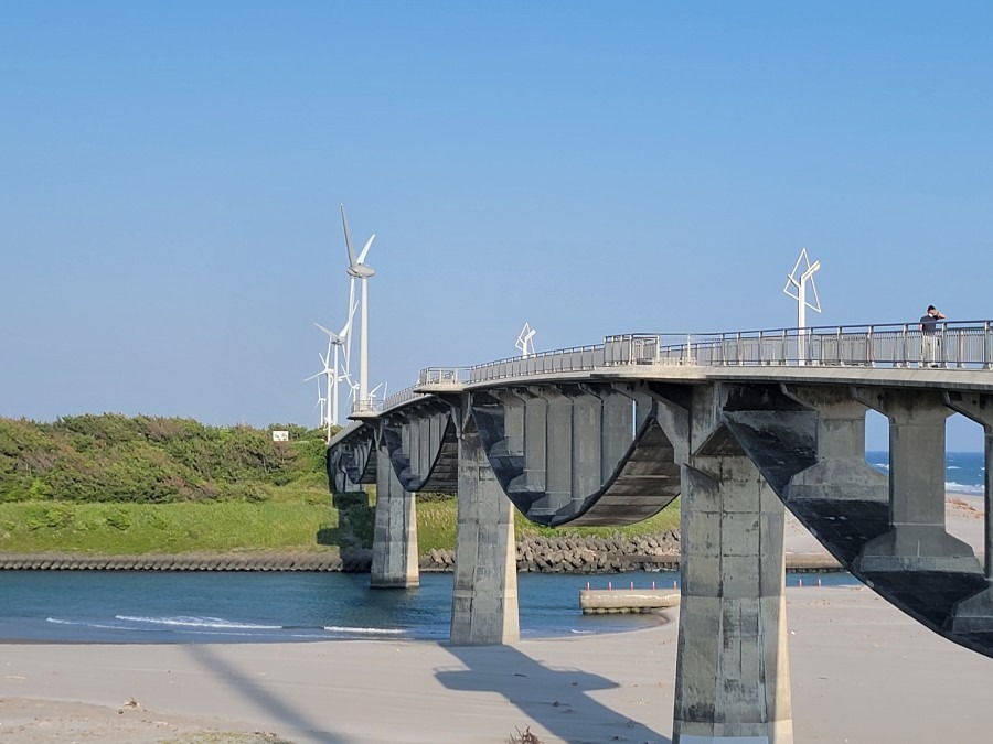 潮騒橋（しおさいばし）