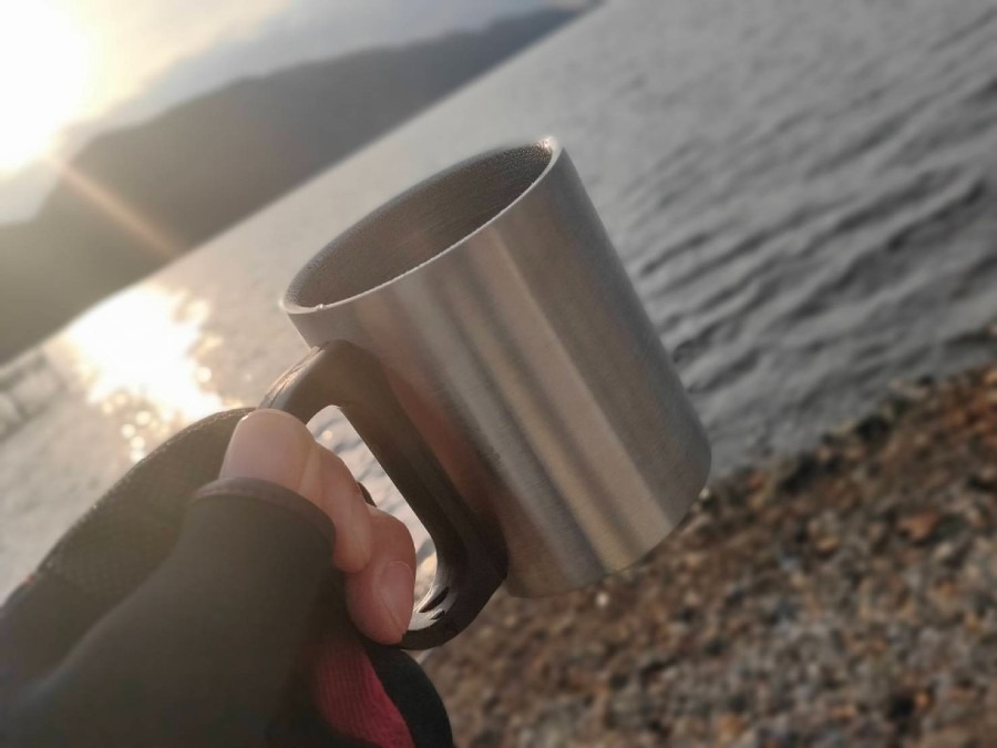 湖畔で朝のコーヒー♪