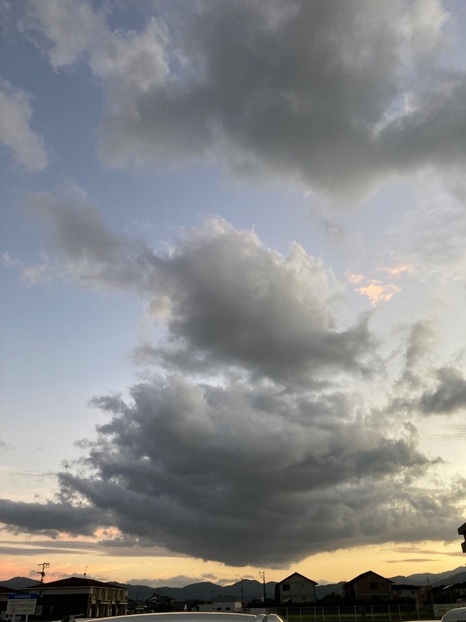 西の空の雲‼️