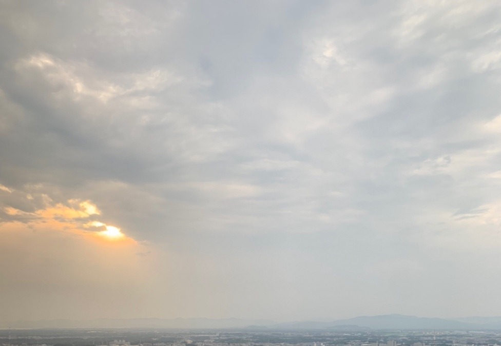 夕陽の空…