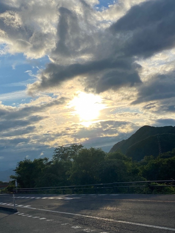 仙台からの帰りの夕陽🌇🎶