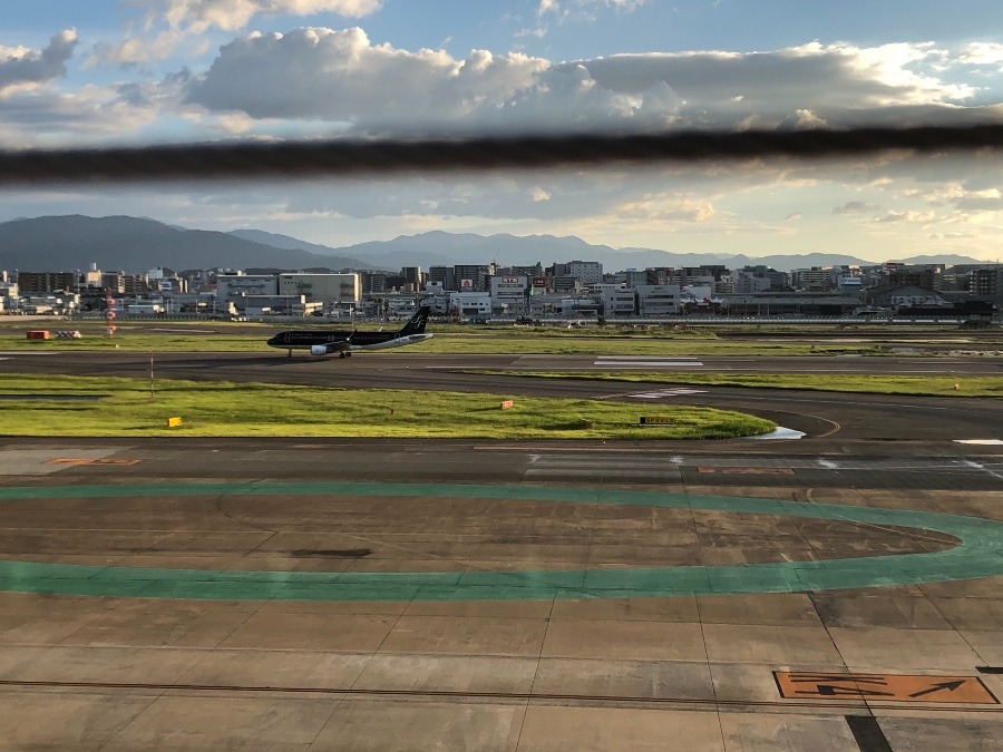 離陸　直前　　福岡空港だよ