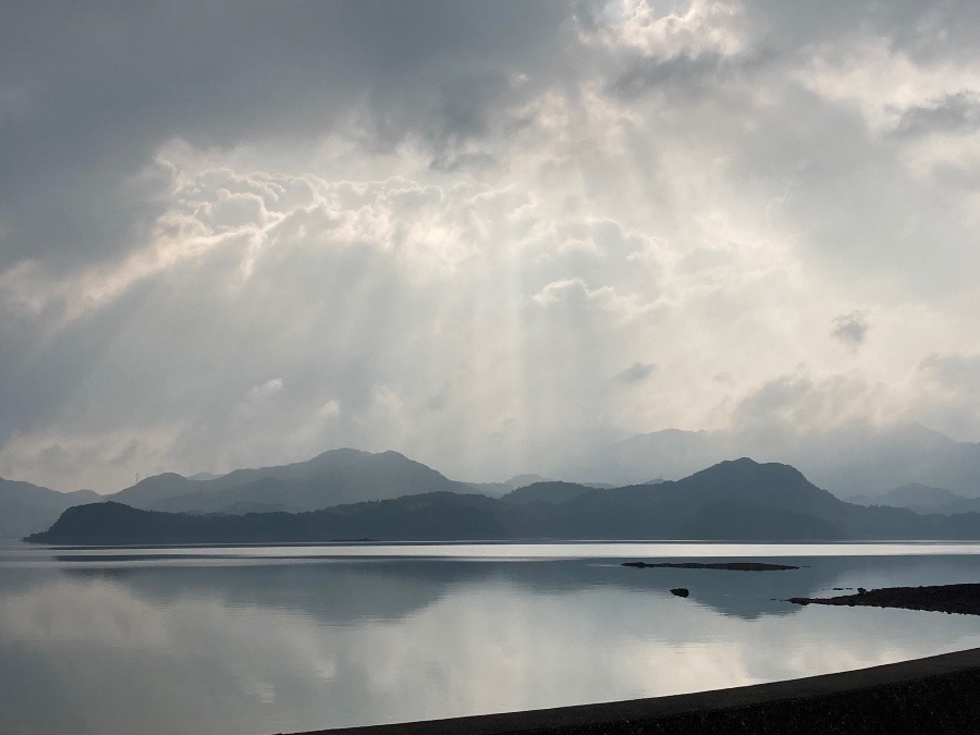 朝の羊角湾