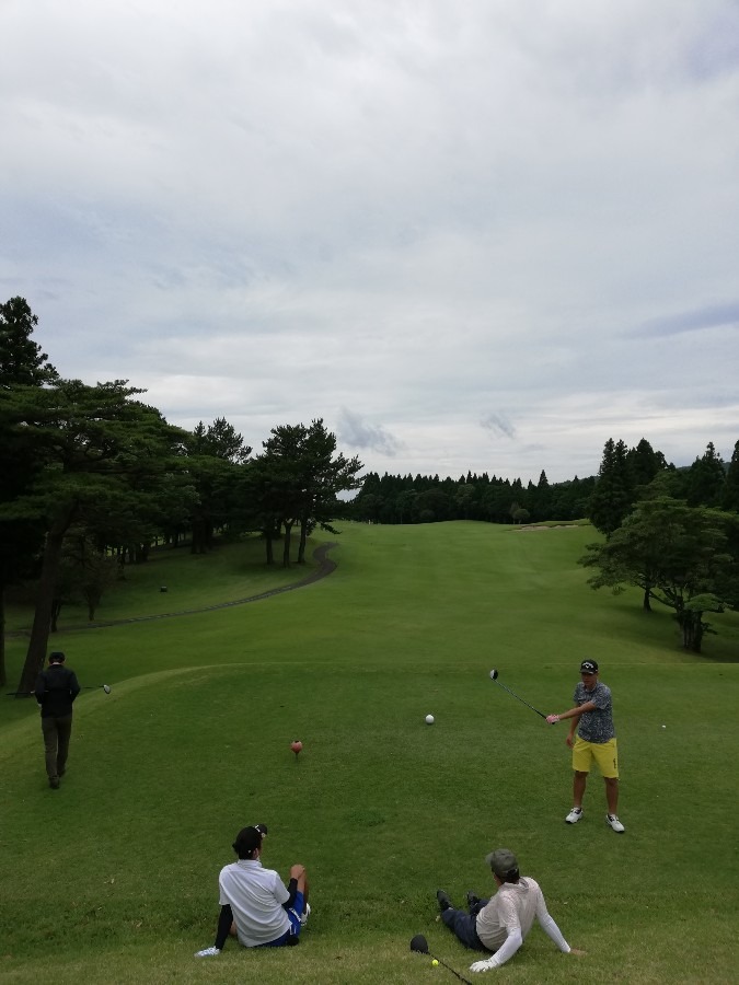 今日はゴルフ⛳