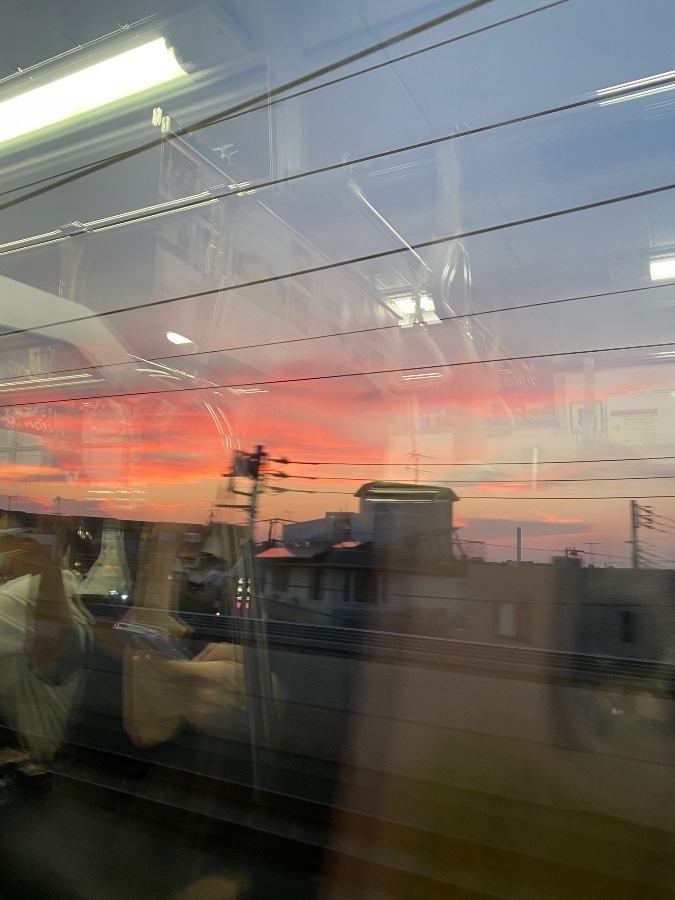 夕方、電車から.🌇でした❣️