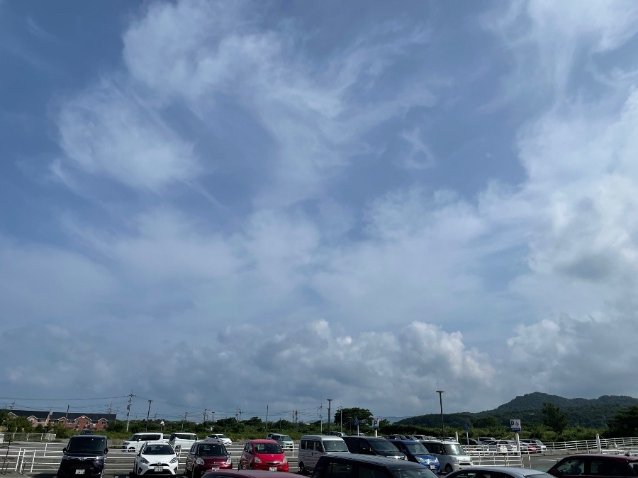 朝9時頃の空